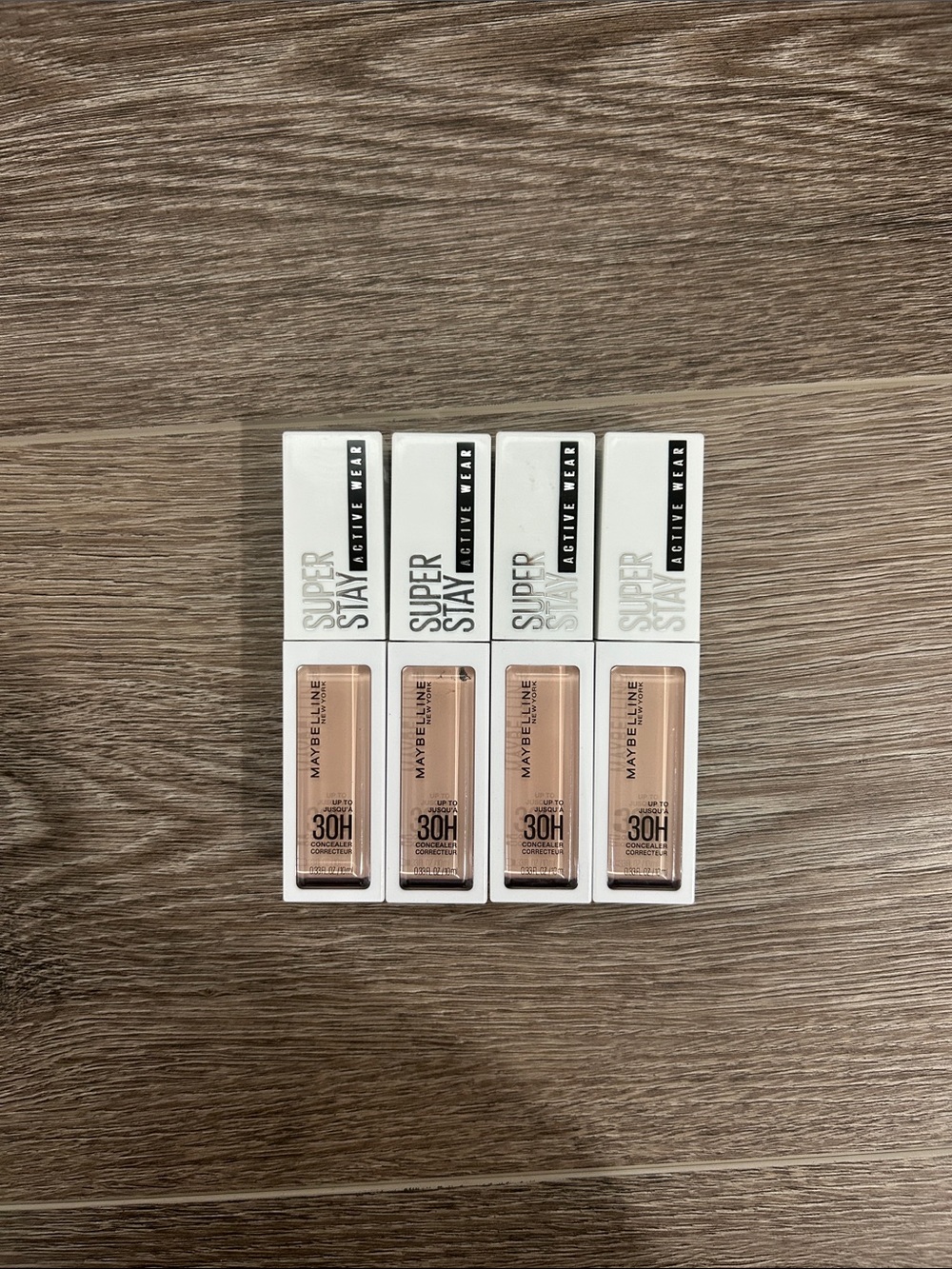 LAST SET New 4X Maybelline Super Stay Active Wear Concealer #10 (Firm price )